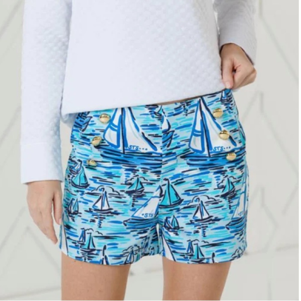 Sail to Sable STS Sail Boat Print Gold Button Shorts - M